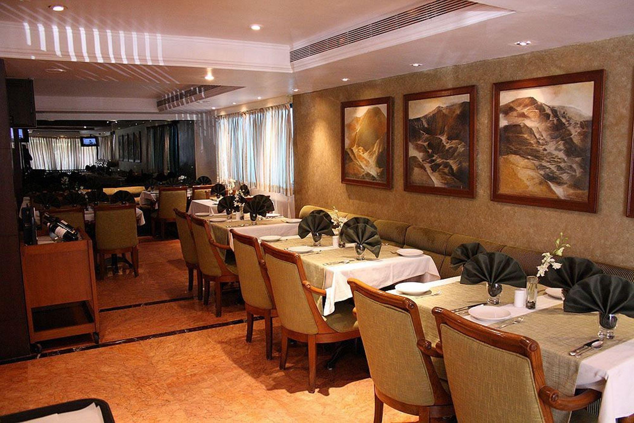 Hotel Bawa International Мумбаи Экстерьер фото