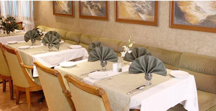Hotel Bawa International Мумбаи Экстерьер фото