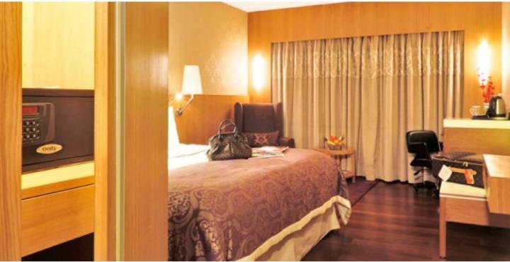 Hotel Bawa International Мумбаи Экстерьер фото