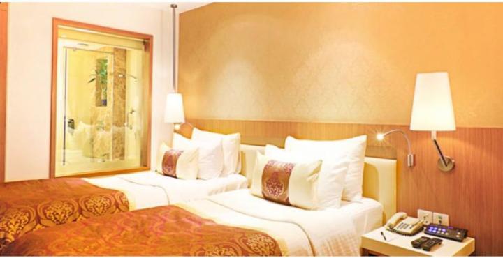 Hotel Bawa International Мумбаи Экстерьер фото