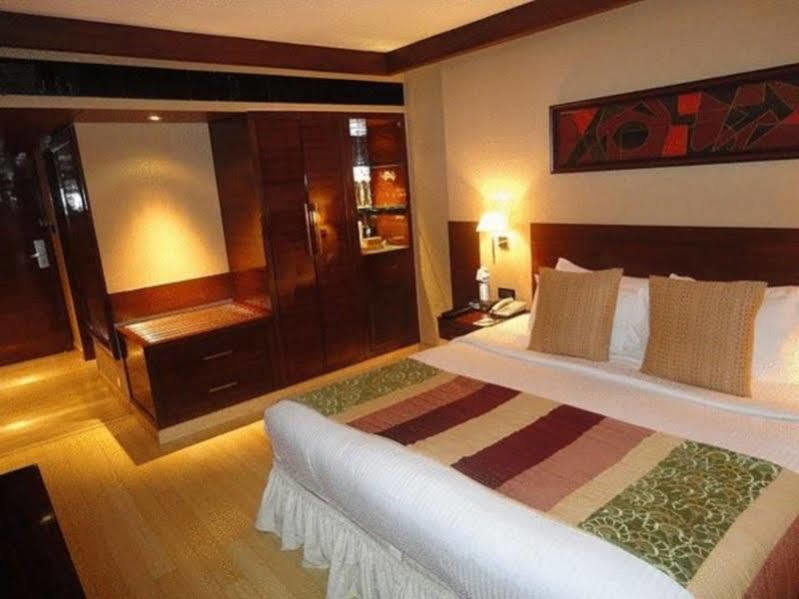 Hotel Bawa International Мумбаи Экстерьер фото